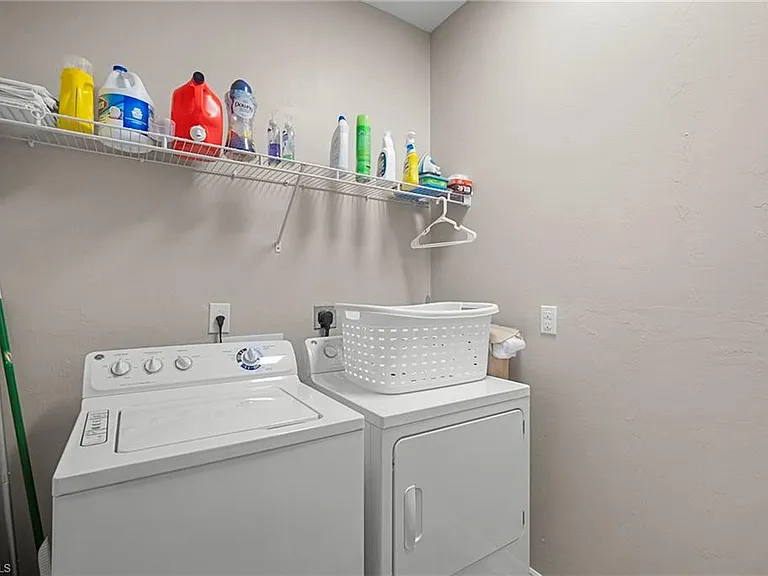 23520 Alamanda Dr #202 — Photo 30