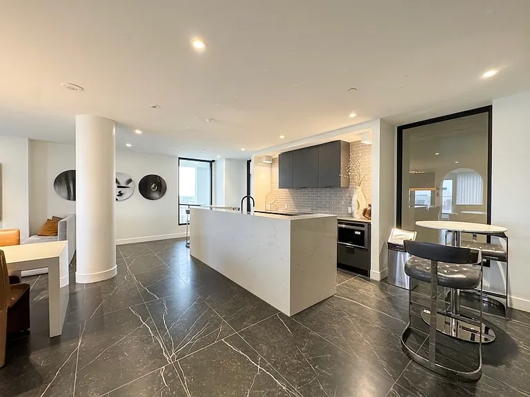 308 Jarvis St #2206 — Photo 14