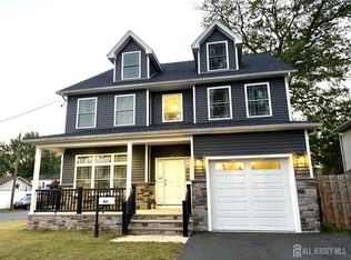 401 N Lincoln Ave, Middlesex, NJ 08846