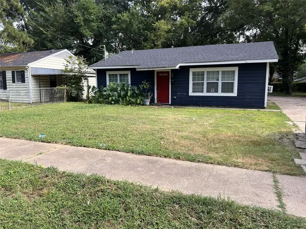 2831 Corbitt St, Shreveport, LA 71108