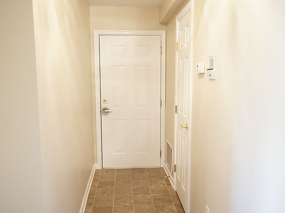 5th image of 535 Arthur Ct APT 2