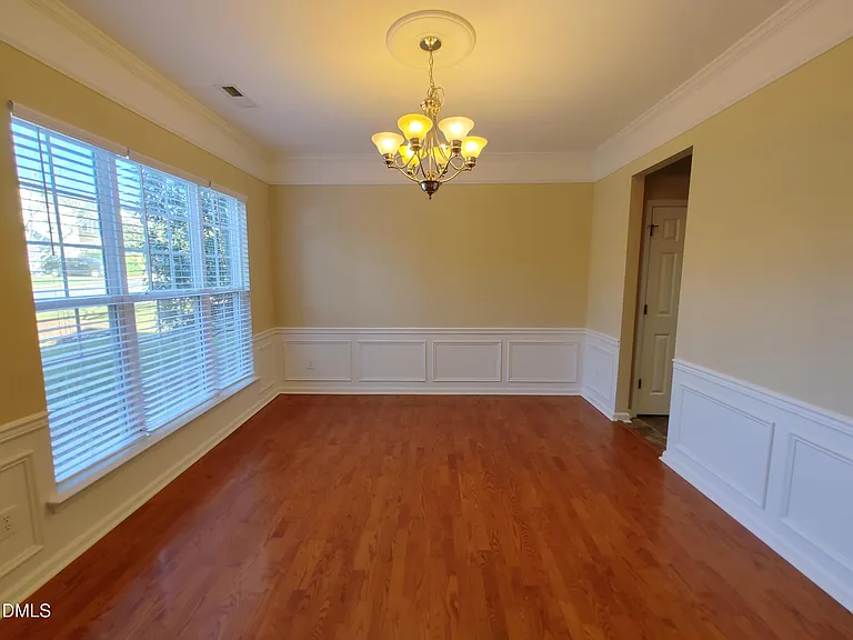 301 Millicent Way — Photo 13