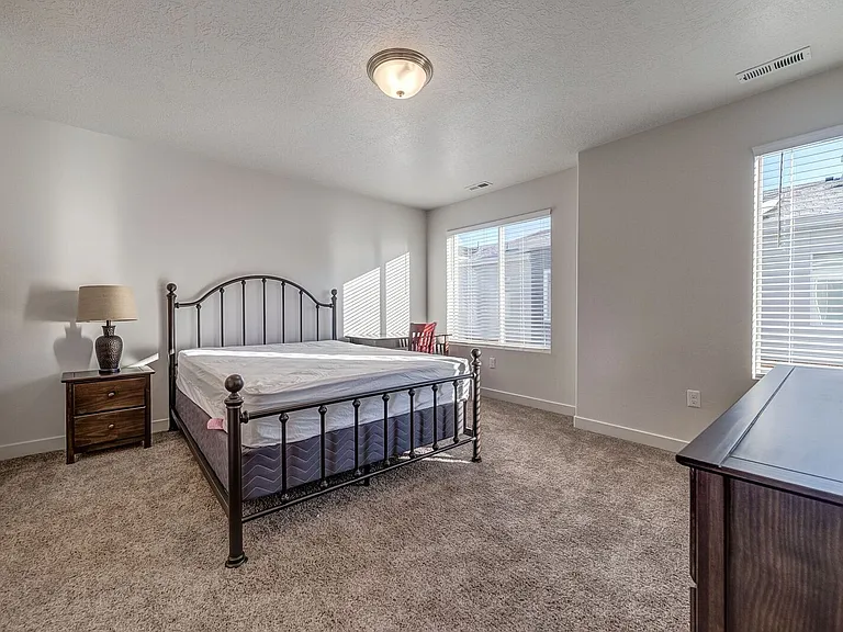 1473 S 630 W — Photo 9