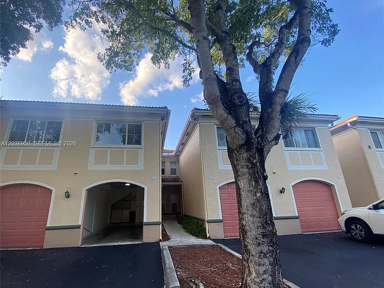 2492 Centergate Dr #102 — Photo 1