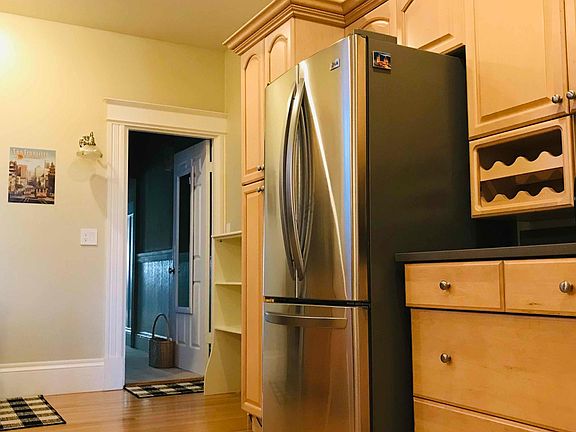 3rd image of 333 Presidio Ave APT 3