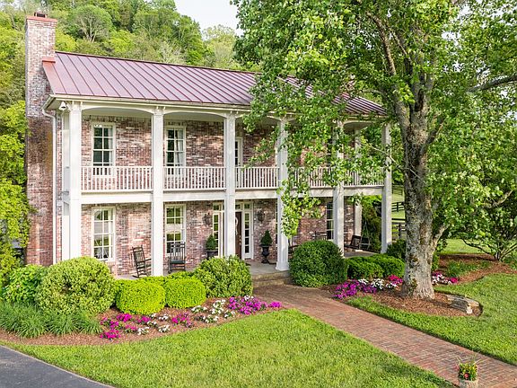 2nd image of 5620 Leipers Creek Rd