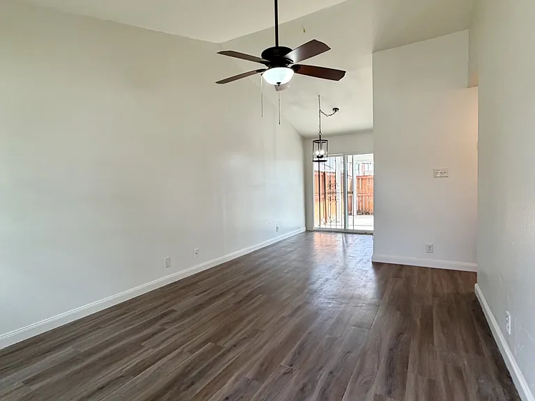 9140 Timber Path — Photo 6