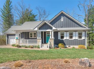 95 Greenwells Glory Dr, Biltmore Lake, NC 28715
