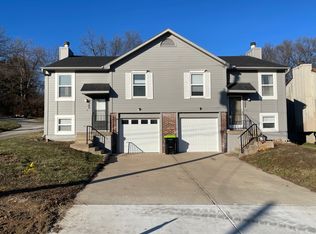 9506 W 49th St, Shawnee, KS 66203