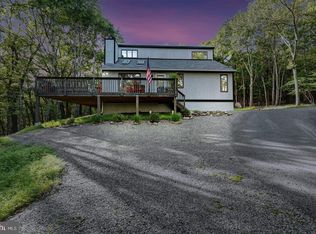 25 Arciel Dr, Albrightsville, PA 18210