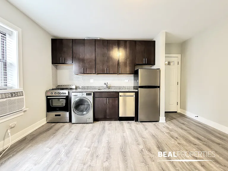 427 West Belden — Photo 33