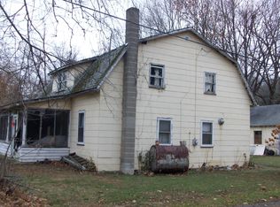 2 Apple Dr, Belvidere, NJ 07823