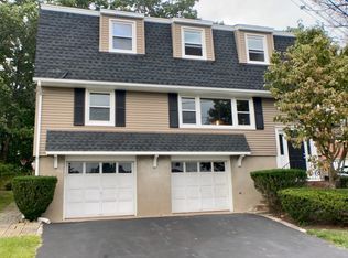 77 Lakeshore Dr #1, Haledon, NJ