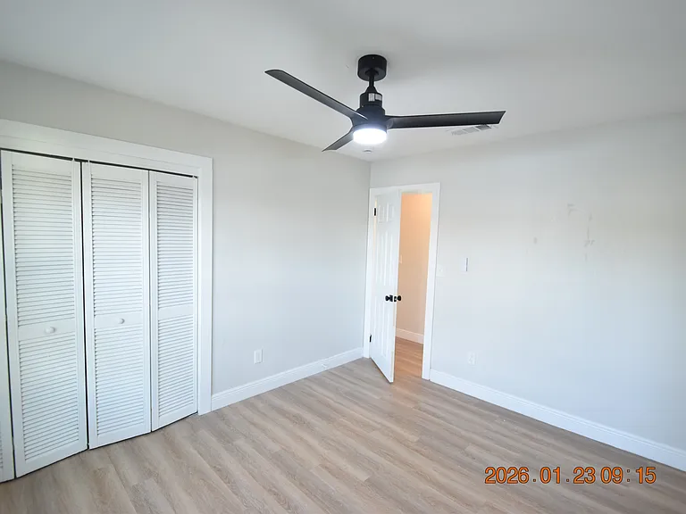 3606 1/2 River Grove Dr — Photo 27