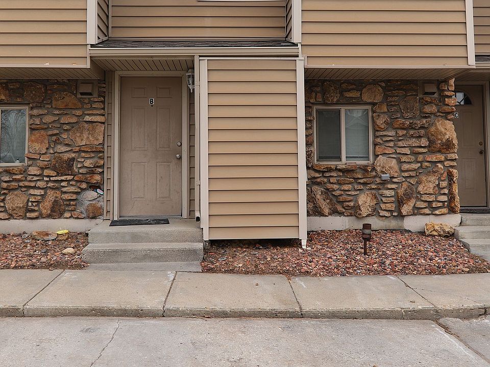 1st image of 1943 Edwards Dr Unit B