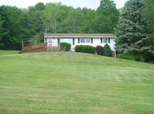 152 Steed Rd, Chenango Forks, NY 13746