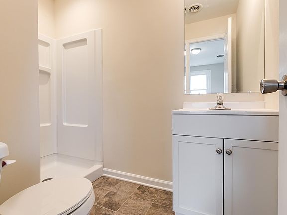 4th image of 3903 W Chatham Dr