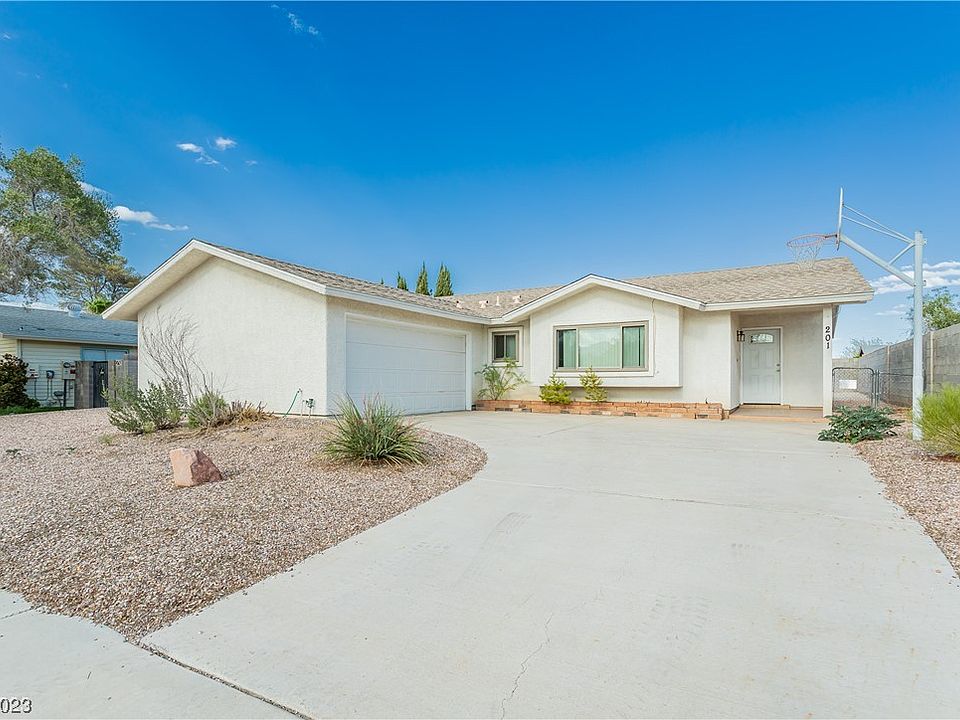 1st image of 201 Bradshaw Way