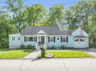 25 Maplewood Ave, Tyngsboro, MA 01879