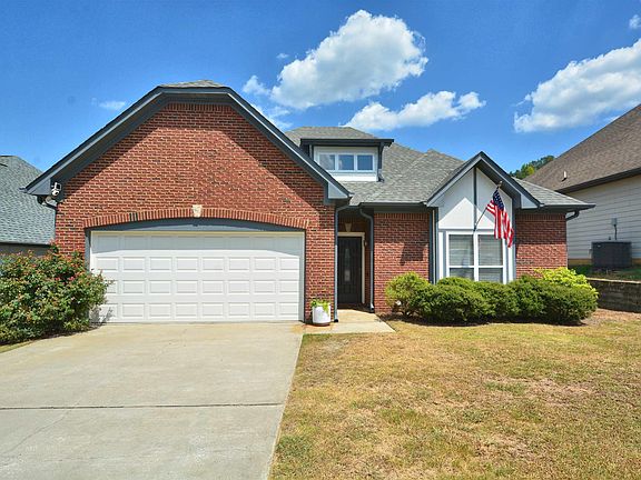 2nd image of 406 Pebble Creek Dr