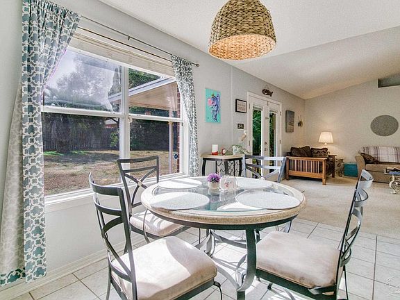 4th image of 5588 Chanterelle Cir
