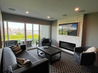 102 Winding Way UNIT J, Covington, KY 41011