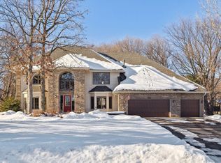 2249 Whispering Trl, Eagan, MN 55122