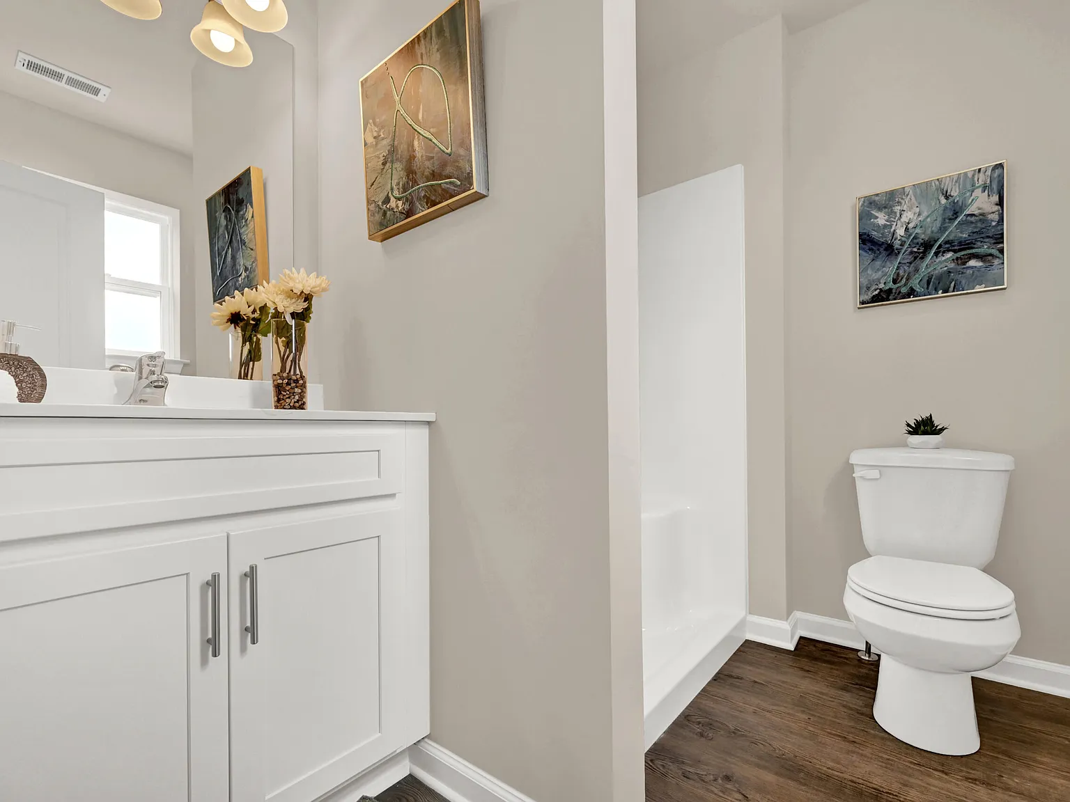 3 bed, 2.5 bath, 1735 sqft, $2,100 — Photo 4
