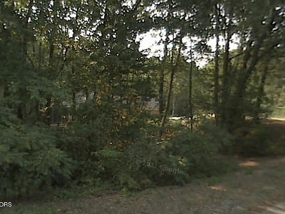 5th image of 120 Tuhdegwa Way