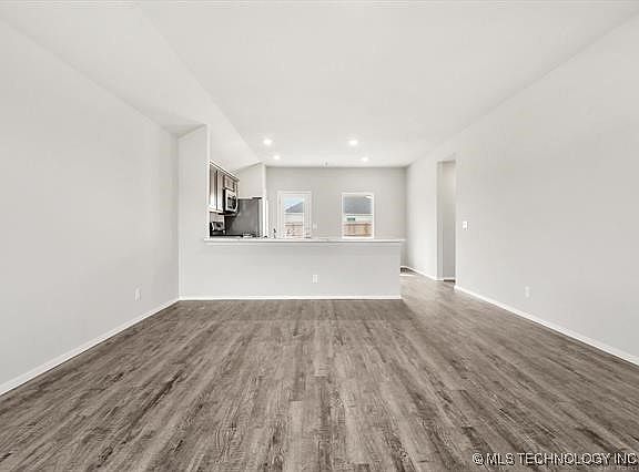 5th image of 27604 E 114th Pl S