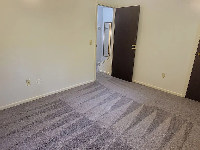 2024 Summit St — Photo 12