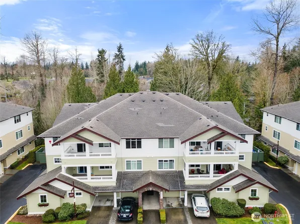 23924 NE 115th Lane #301, Redmond, WA 98053