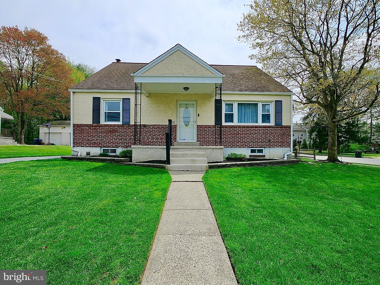 625 Dutton St, Upper Chichester, PA 19014 Zillow