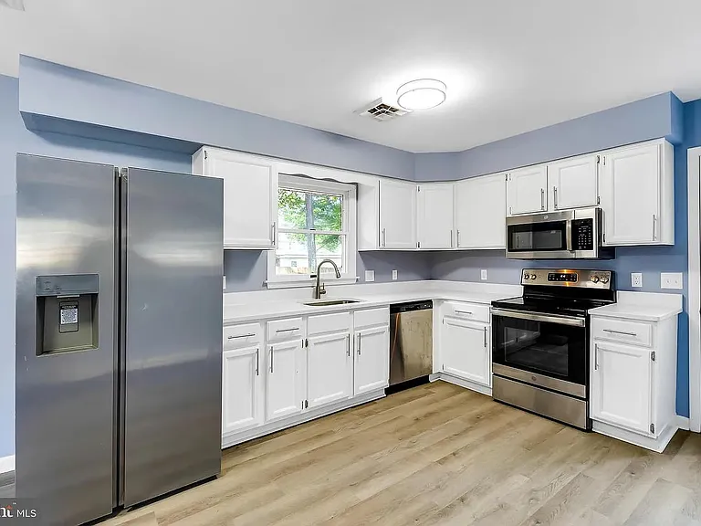 107 Walden Dr — Photo 6