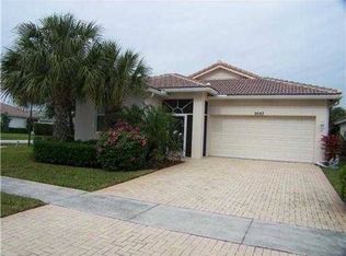 9543 Sandpiper Ln, West Palm Beach, FL 33411