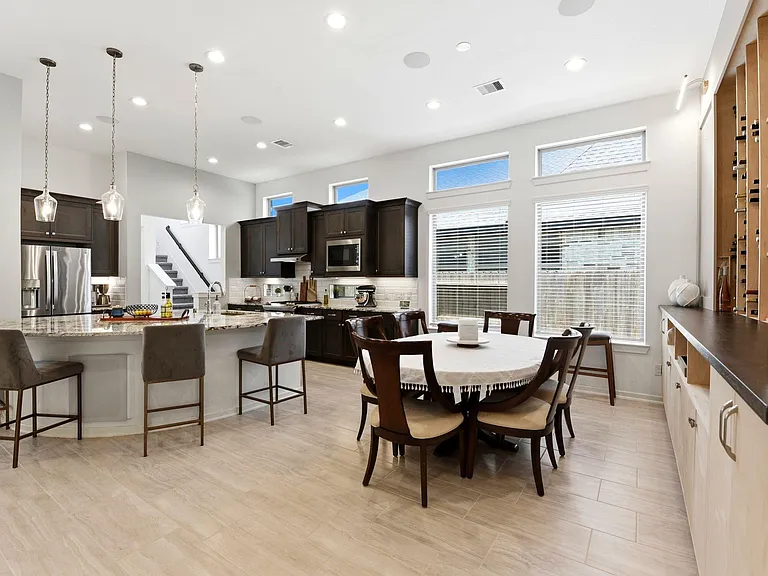 531 Santa Rosa Hills Dr — Photo 13