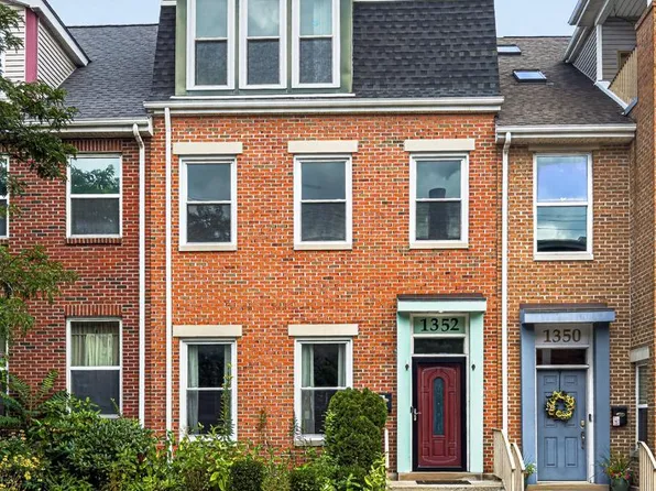 1352 Federal St, Pittsburgh, PA 15212