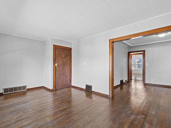3rd image of 2808 N 57th STREET #2810