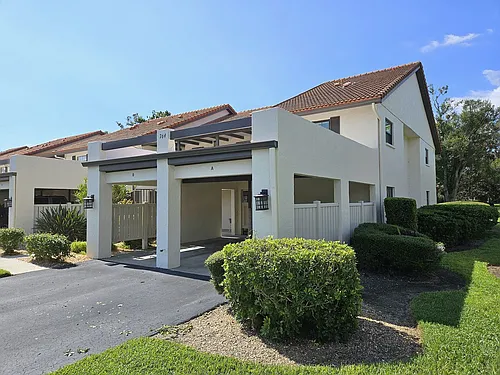 764 Avenida Estancia #206-B Photo 1