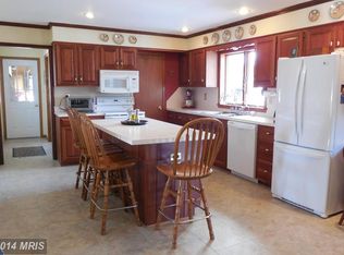 220 Clover Hill Rd, Newburg, PA 17240