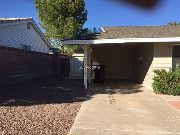 2nd image of 429 Scenic Dr #0