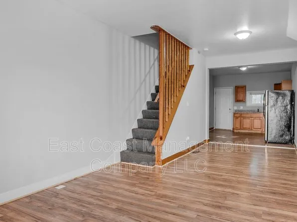 425 N Curley St, Baltimore, MD 21224