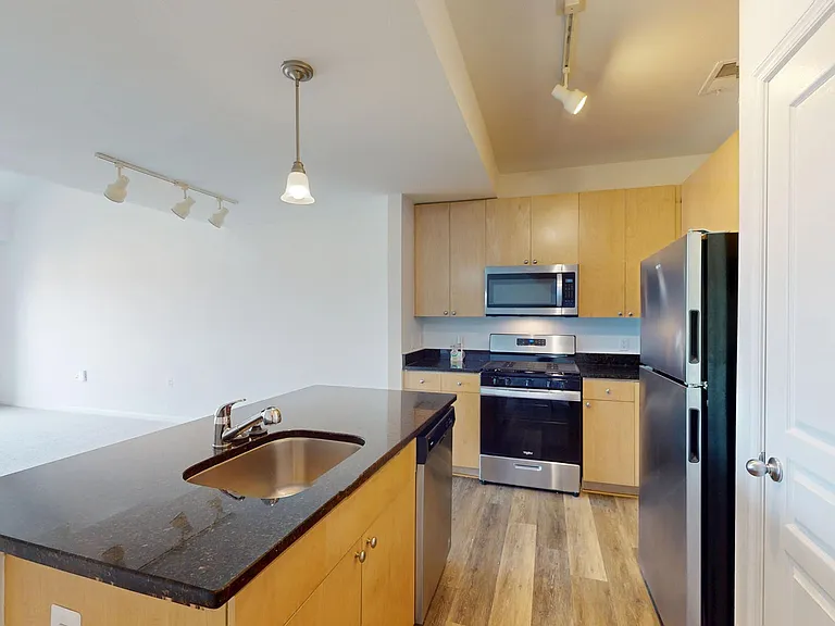 Sullivan Place — Photo 114