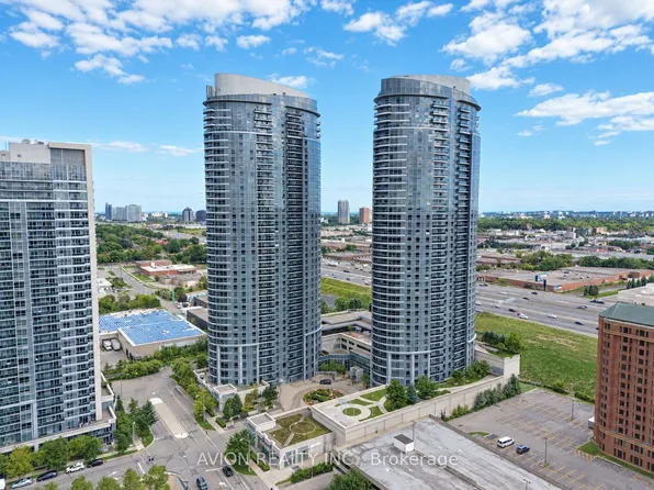 135 Village Green Sq, Toronto, ON