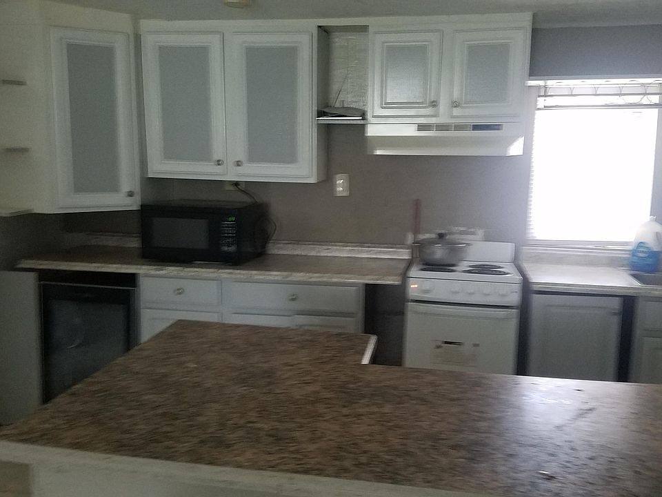 2nd image of 8746 Hare Ave