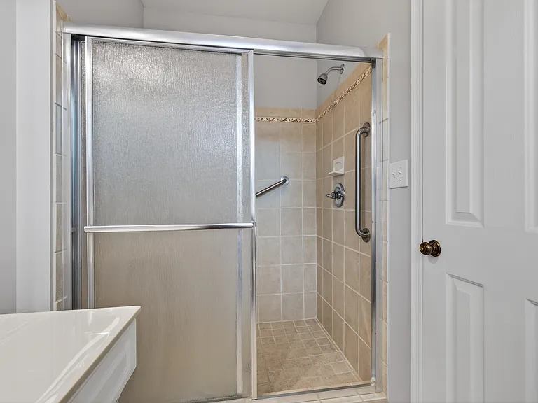 1537 Tallwood Cir — Photo 54
