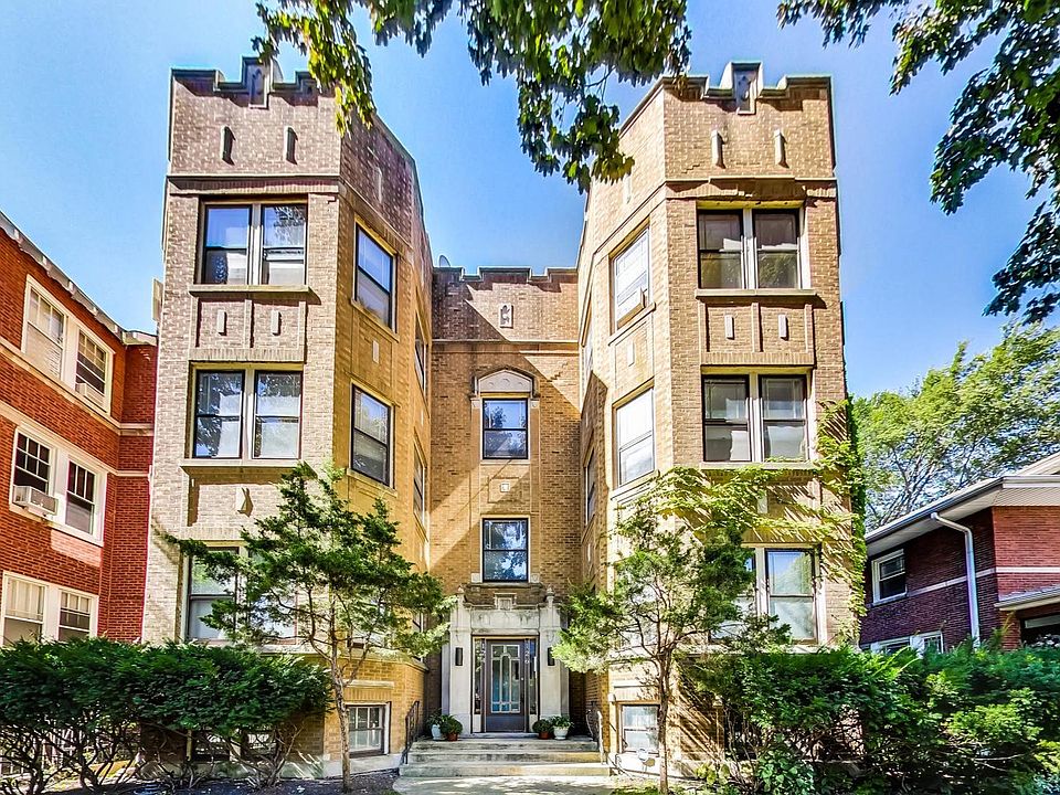 1st image of 126 N Austin Blvd #1N