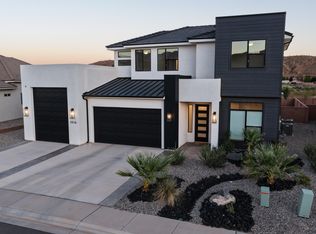 3016 Smith Creek Dr, Washington, UT 84780