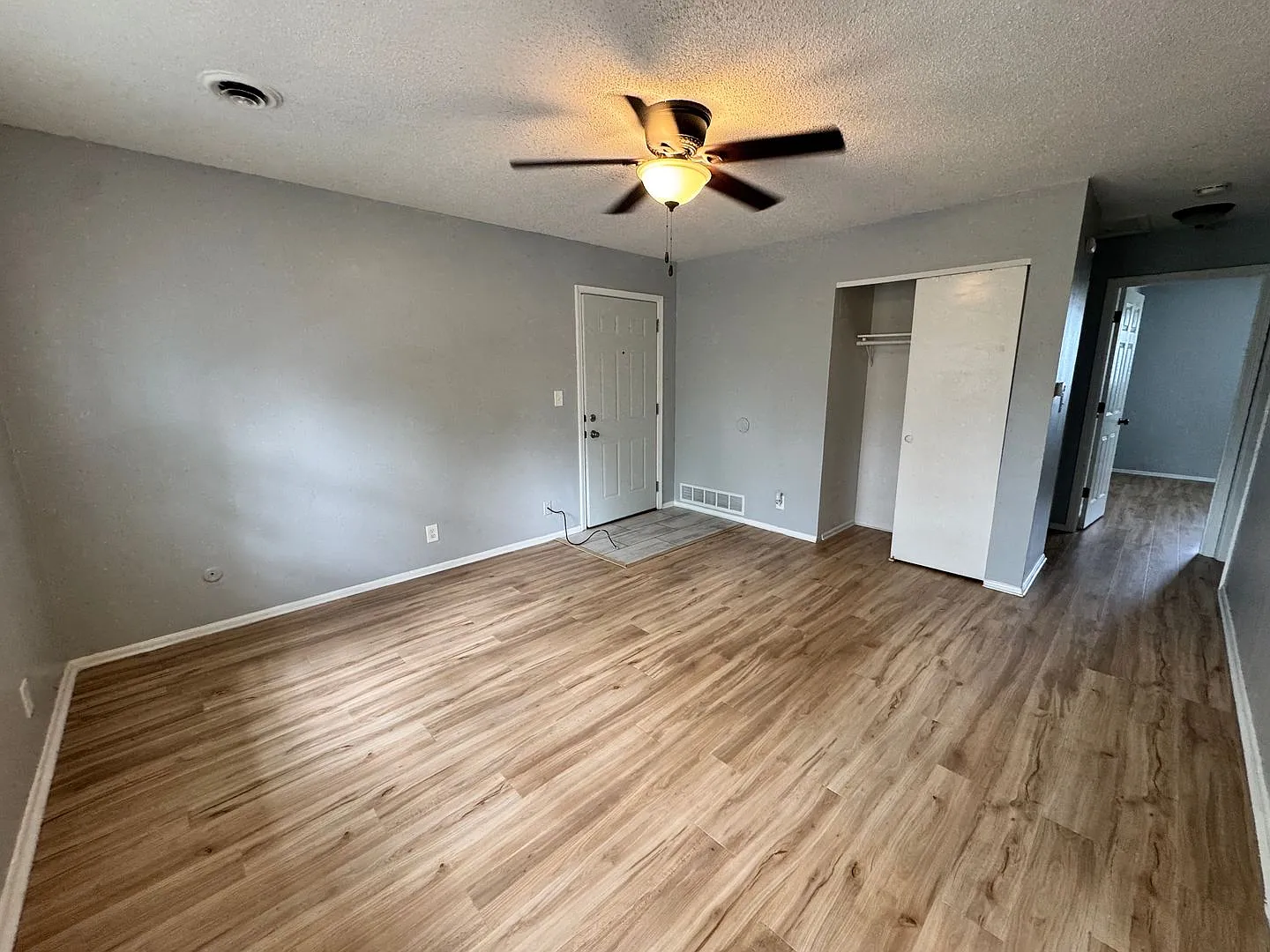 HM 3234 Heatherton Drive — Photo 2