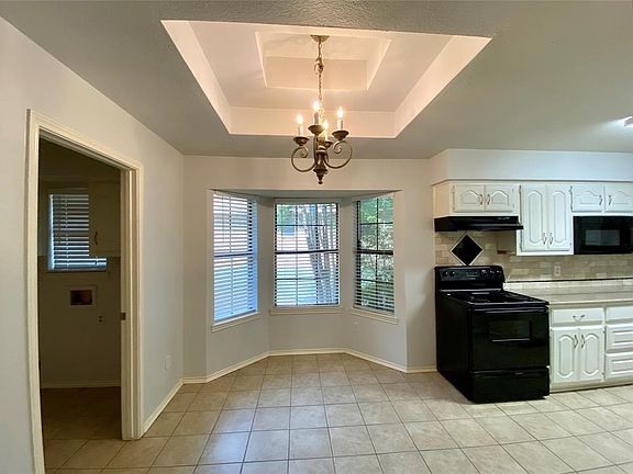 5th image of 8619 Woodstream Dr